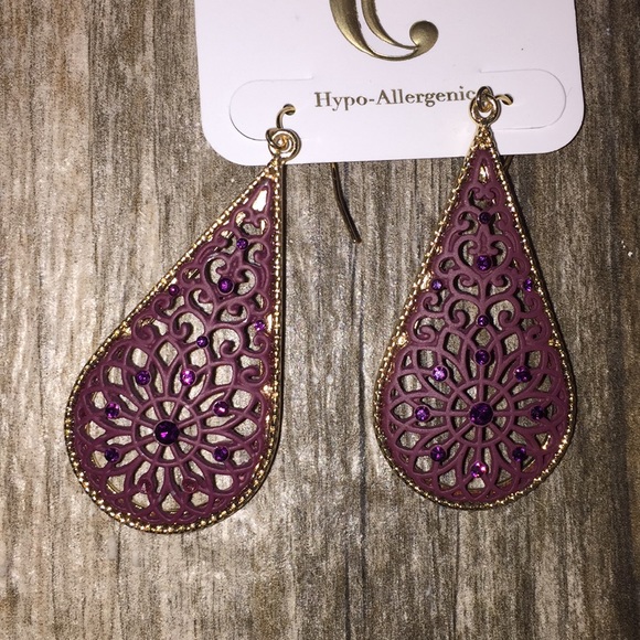 Brand new Purple & Gold Charming Charlie Earrings - Picture 2 of 4